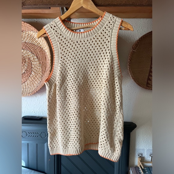 SUNDRY cream crochet orange trim tank heart on back large - Picture 2 of 8
